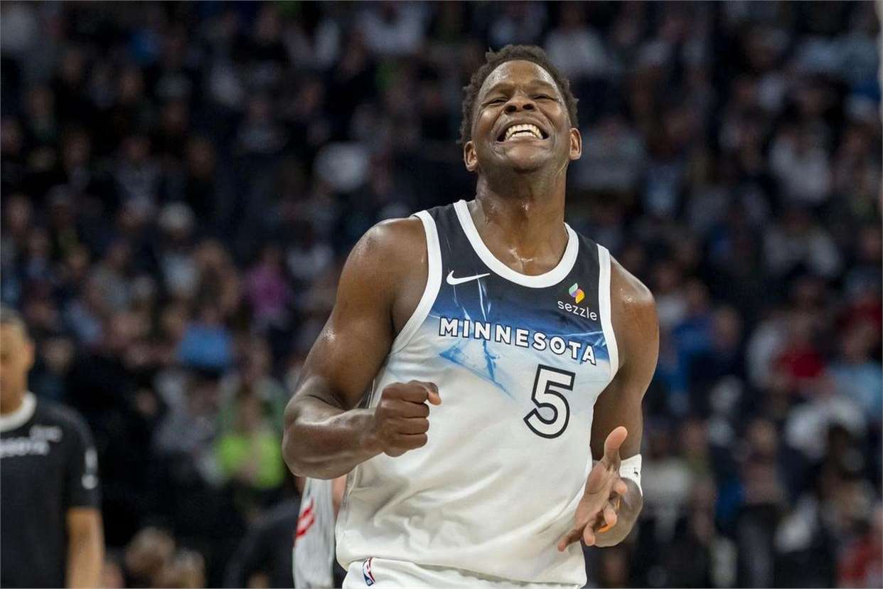 华体会登录塔图姆连续三场比赛得分超过大比分获胜，切尔西不断突破！的简单介绍