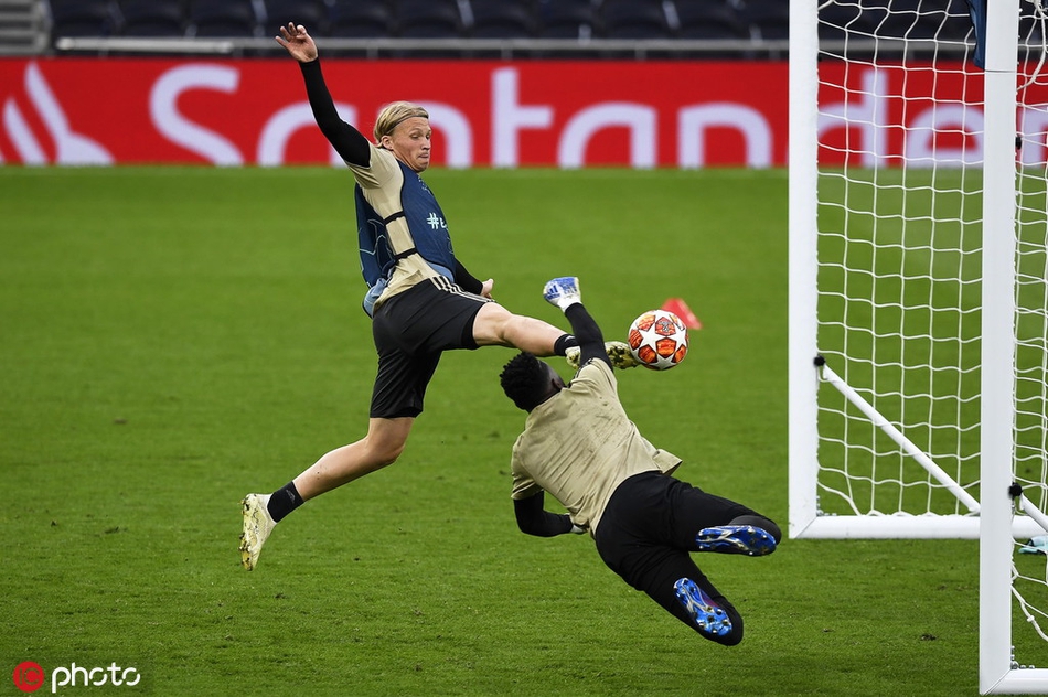 华体会登录关于阿贾克斯强势反弹备战亚冠武汉三镇完成体检备战意甲，国际比赛日武汉三镇调整名单以备欧篮联都惊呆了的信息